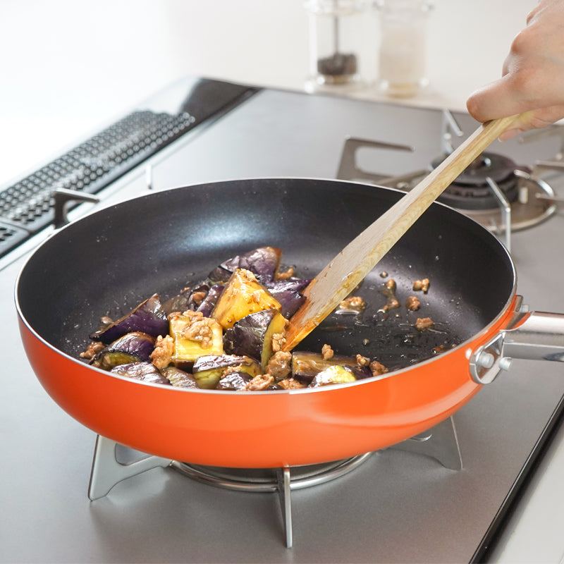 ストックバスターズ限定 ガス火専用 フライパン28cm オレンジ
